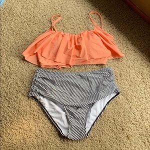 Cupshe woman’s swimsuit